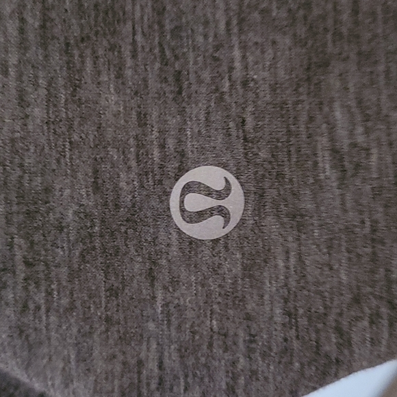 Lululemon loose open back top - Picture 4 of 4